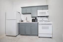 Charming 2BR-1BA-6 Beds | NYC | EWR Airport 15 min - Image 3