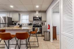 Grand Mansion 9BR-5BA-24Beds | EWR | NYC | Parking - Image 4
