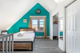 Grand Mansion 9BR-5BA-24Beds | EWR | NYC | Parking - Image 2