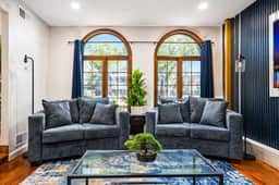 Mega Mansion! 6BR-3.5BA | NYC | EWR | Free Parking - Image 2