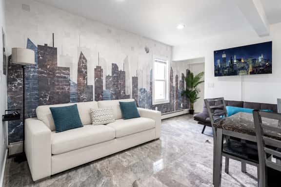 Ultra Modern 4BR-2BA-9Beds | EWR | NYC | Parking - Image 1
