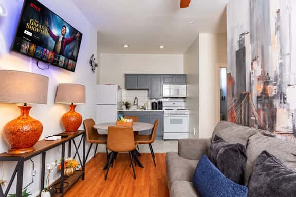 Grand Mansion 9BR-5BA-24Beds | EWR | NYC | Parking - Image 1